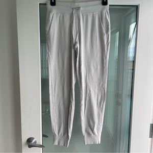 Lululemon Ready to Rulu Jogger - sz 8